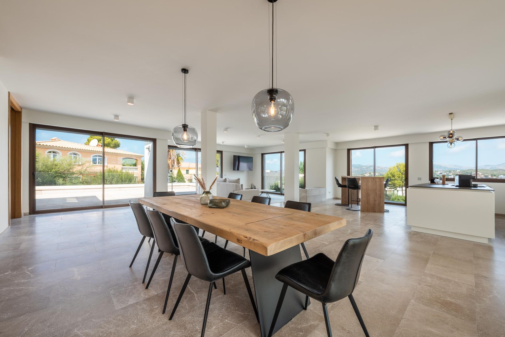 Spacious luxury villa in Nova Santa Ponsa