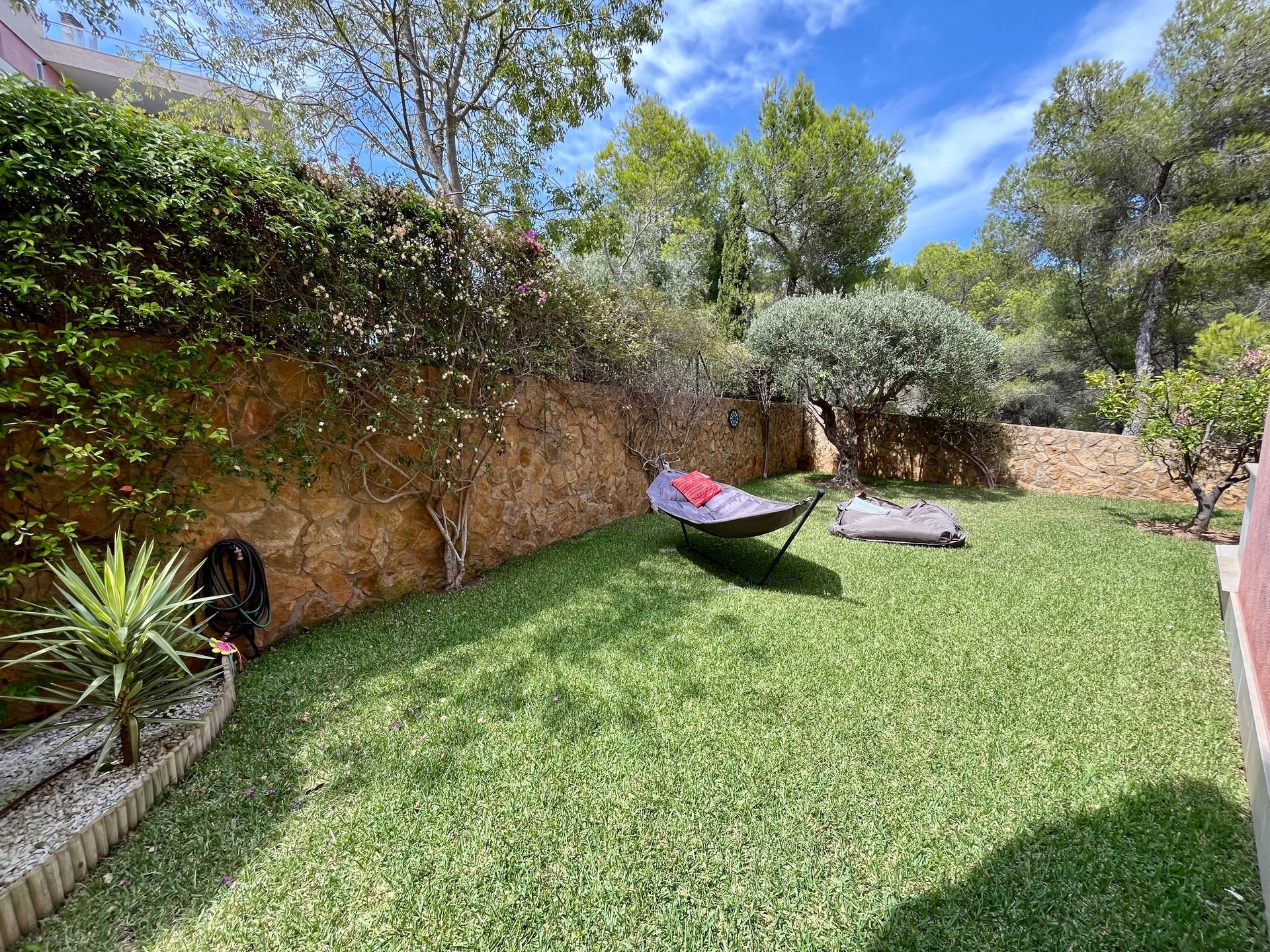 Garden Apartment for Rent in Sol de Mallorca with Sea Views