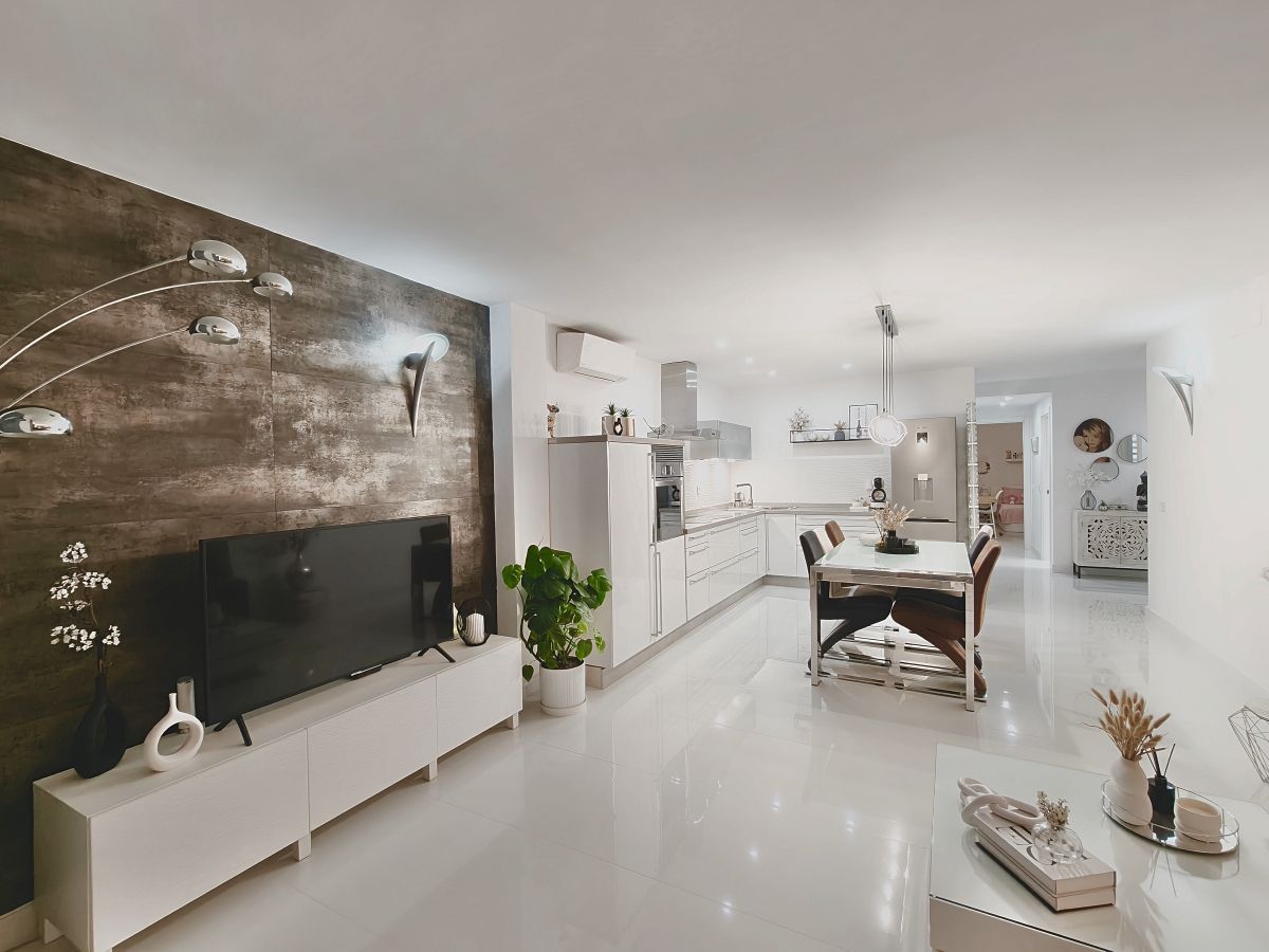 Bright Apartment with Parking in Center of Andratx