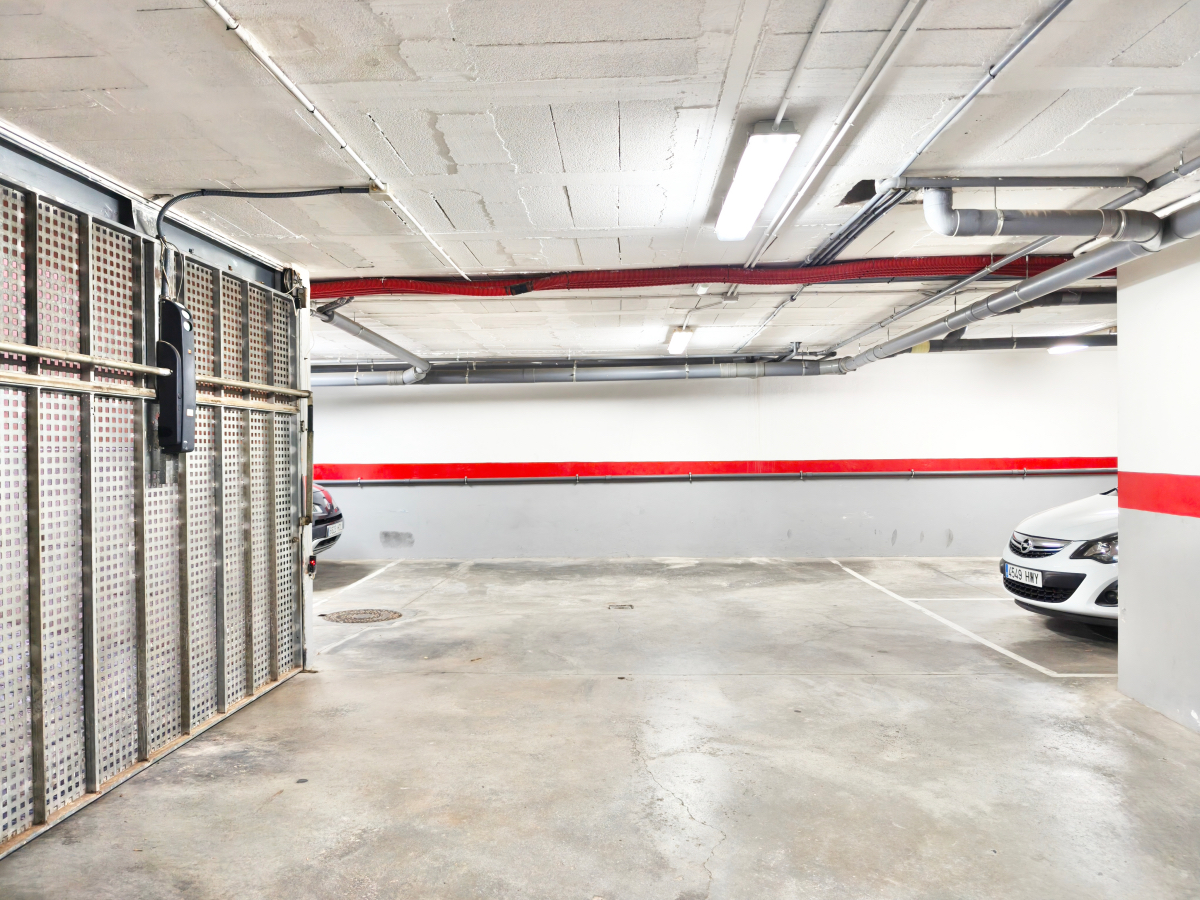 Bright Apartment with Parking in Center of Andratx