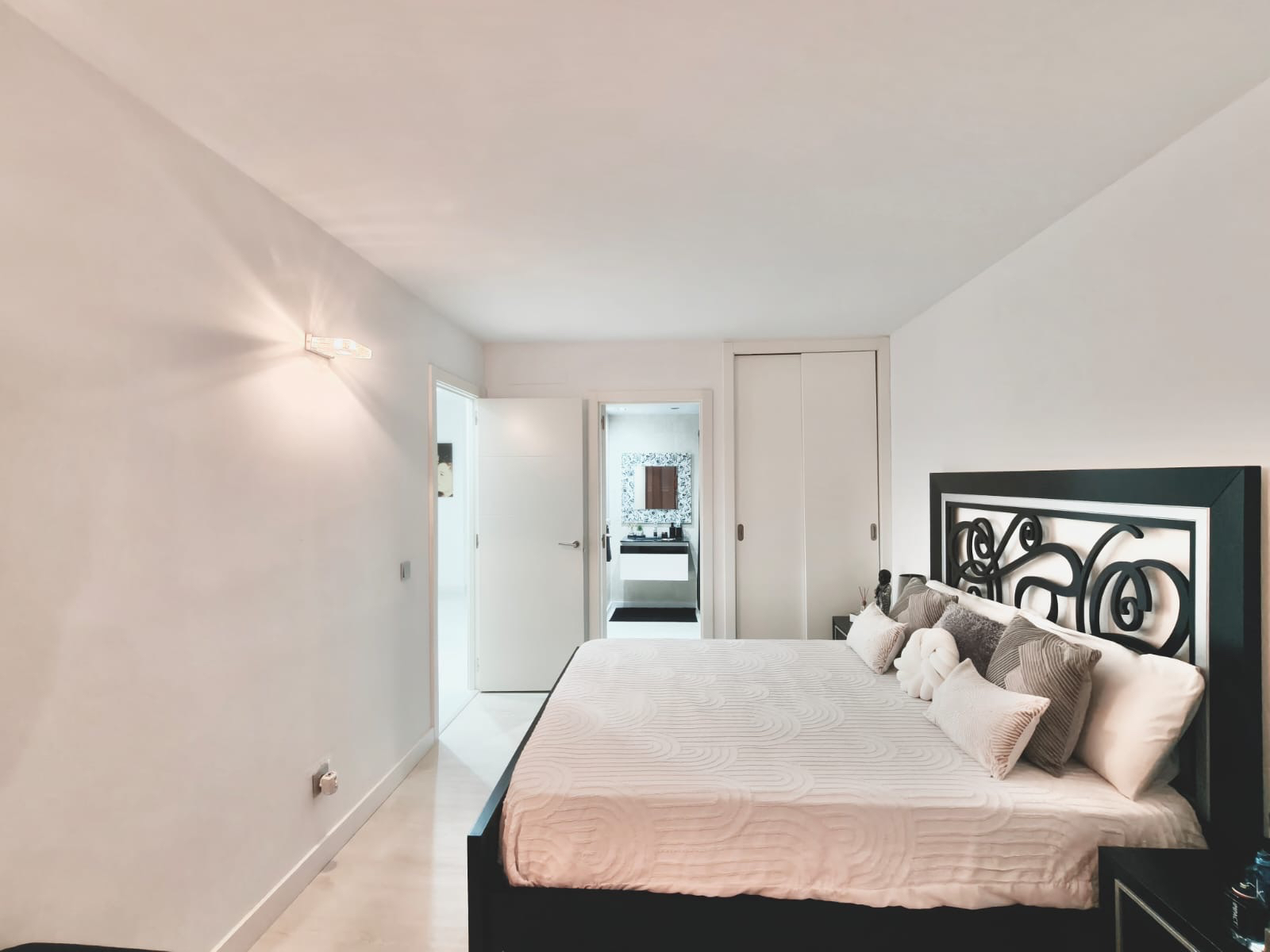 Stilvolles und funktionales Apartment im Herzen von Andratx, Mallorca