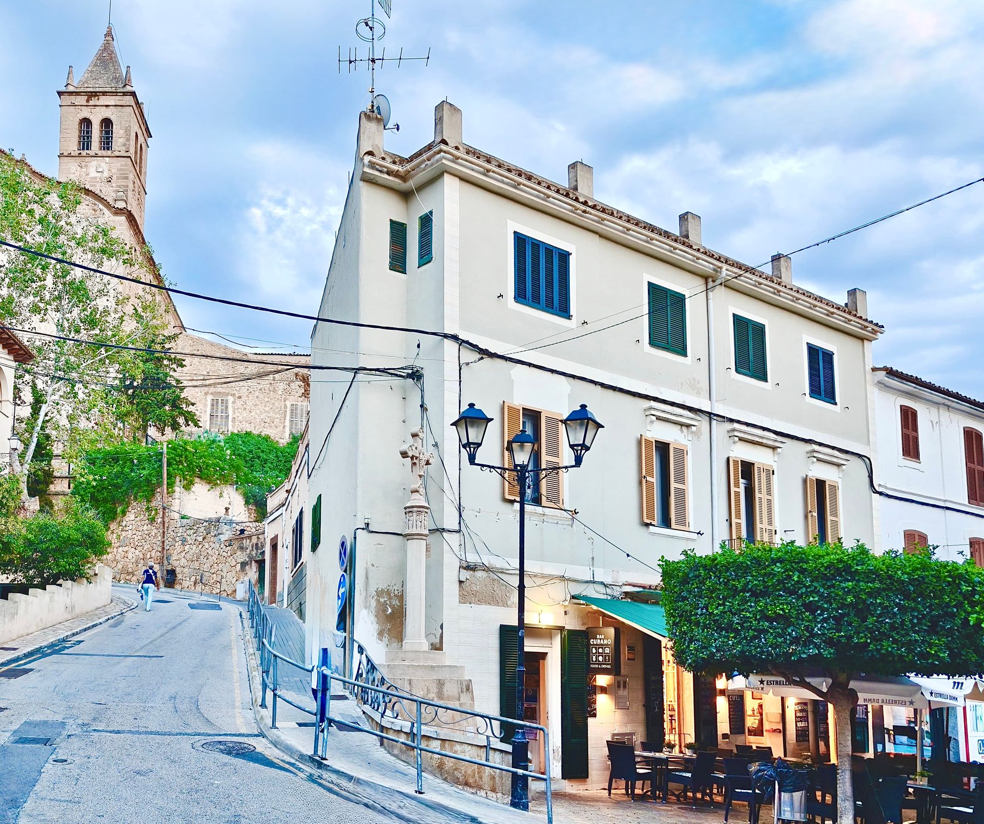 Stilvolles und funktionales Apartment im Herzen von Andratx, Mallorca