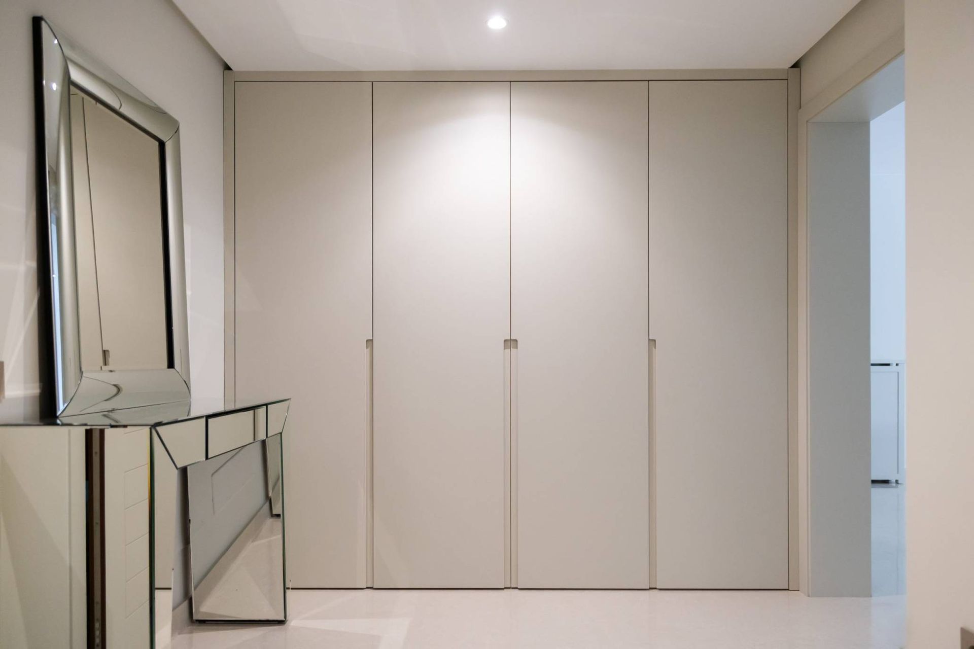 Renoverad lyxlägenhet med trädgård till salu i Sol de Mallorca