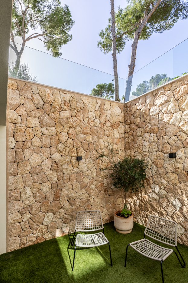 Contemporary Luxury Villa for Sale near Port Adriano