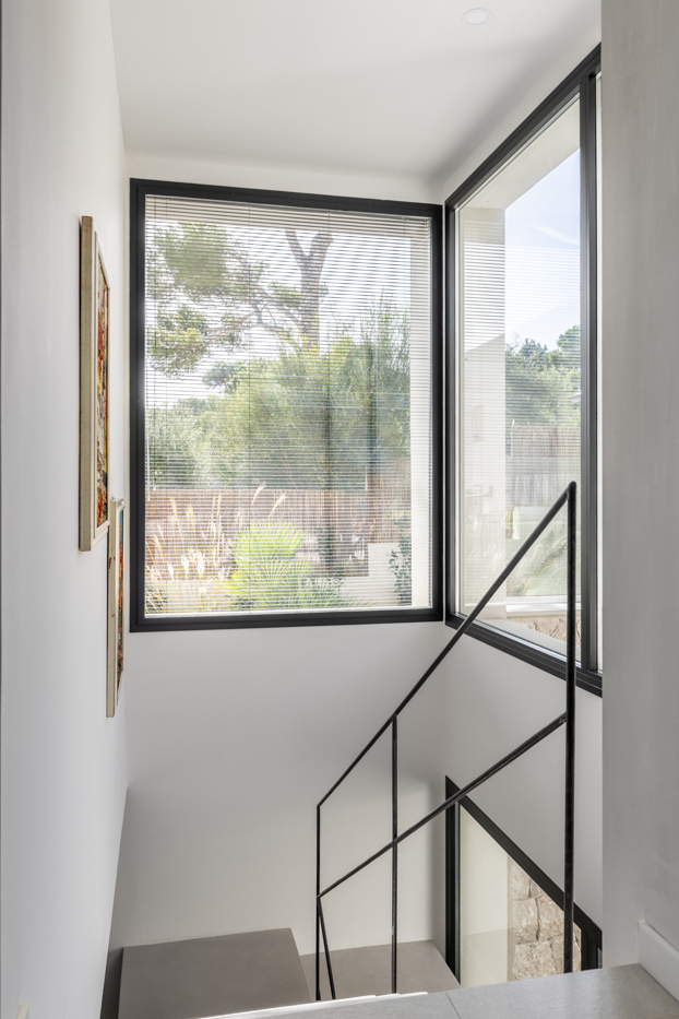 Contemporary Luxury Villa for Sale near Port Adriano