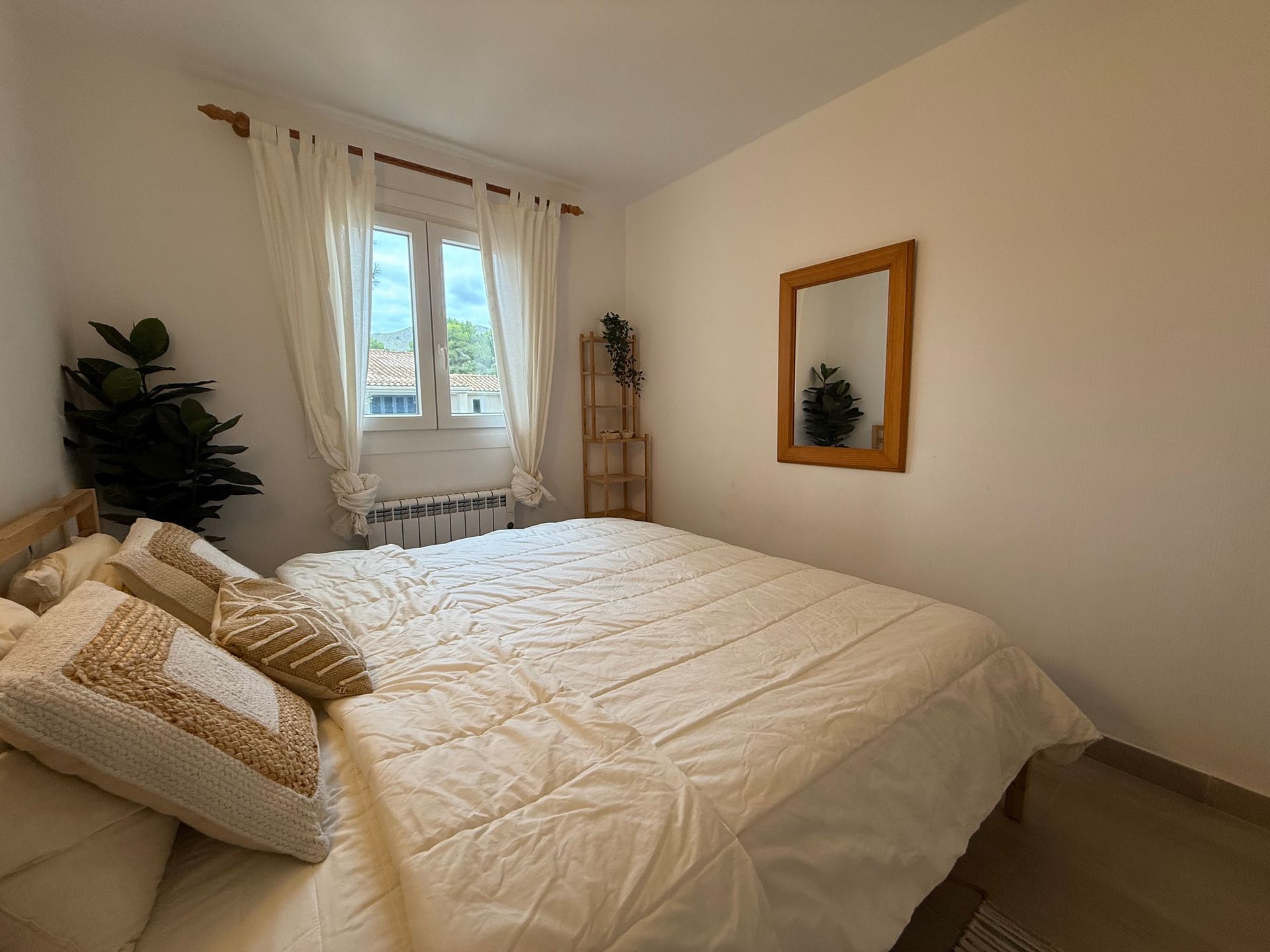 Elegantes Apartment zu verkaufen in Puerto de Pollensa – nur 100 m vom Strand entfernt