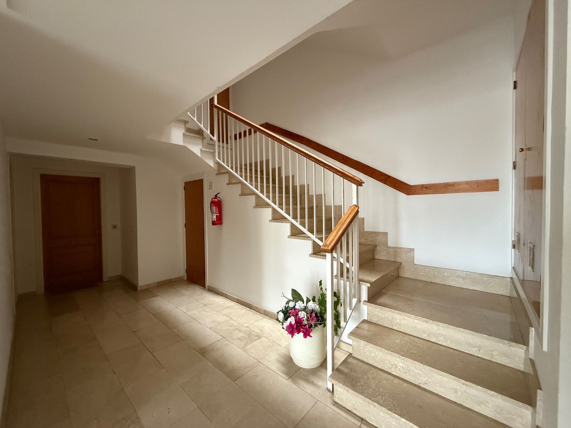 Elegantes Apartment zu verkaufen in Puerto de Pollensa – nur 100 m vom Strand entfernt