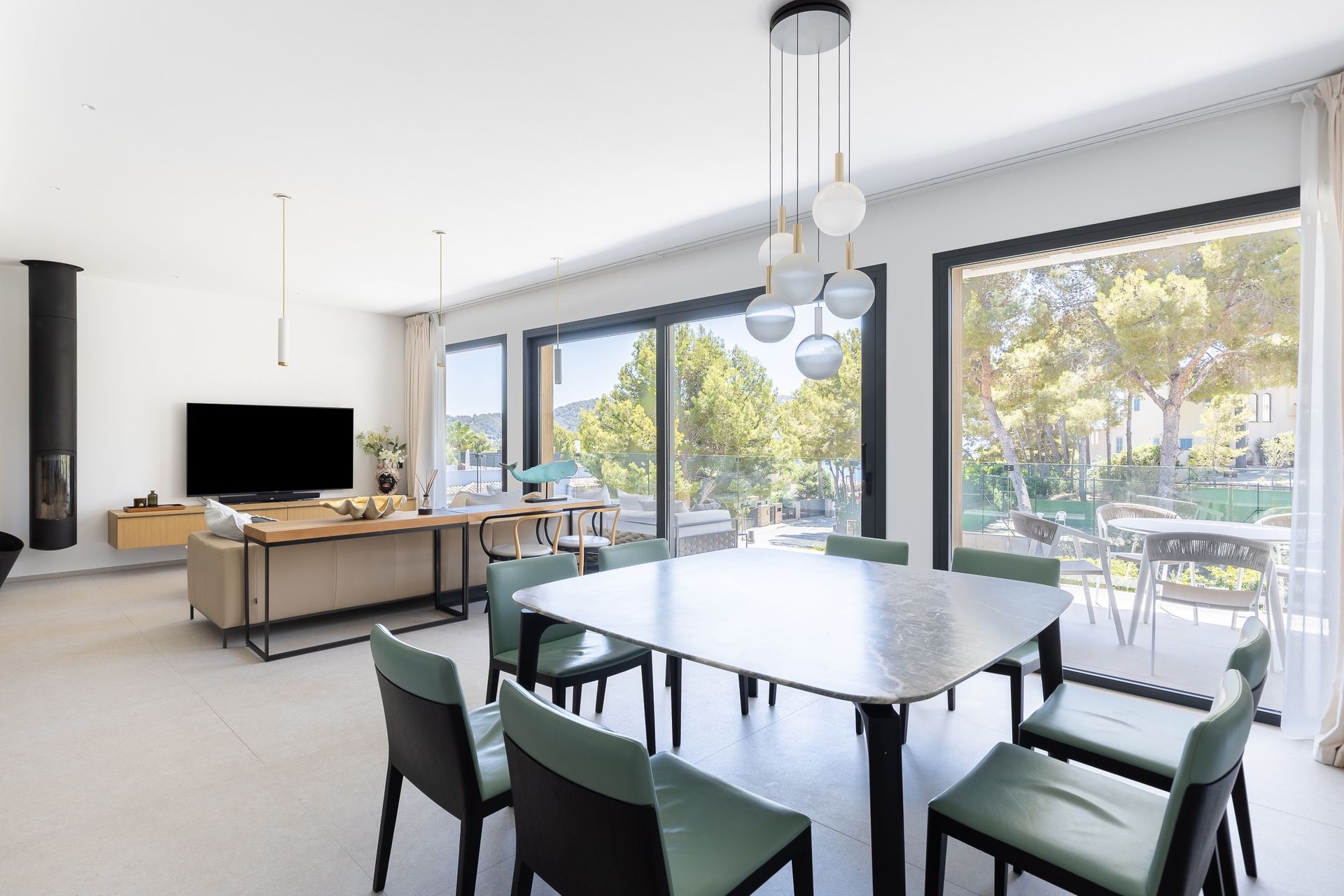 Luxury Villa with Separate Guest House for Sale in Camp de Mar