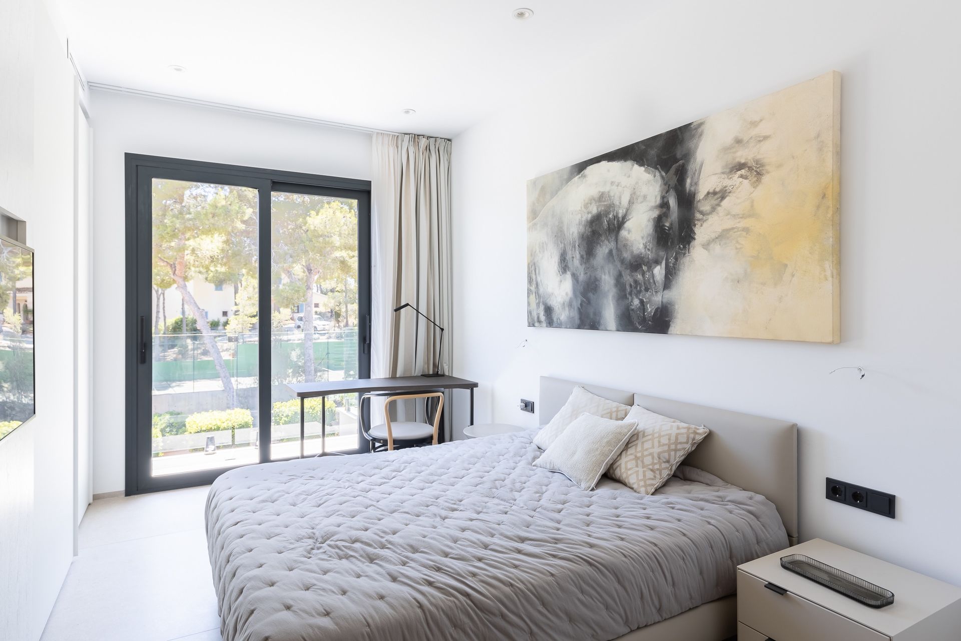 Luxury Villa with Separate Guest House for Sale in Camp de Mar