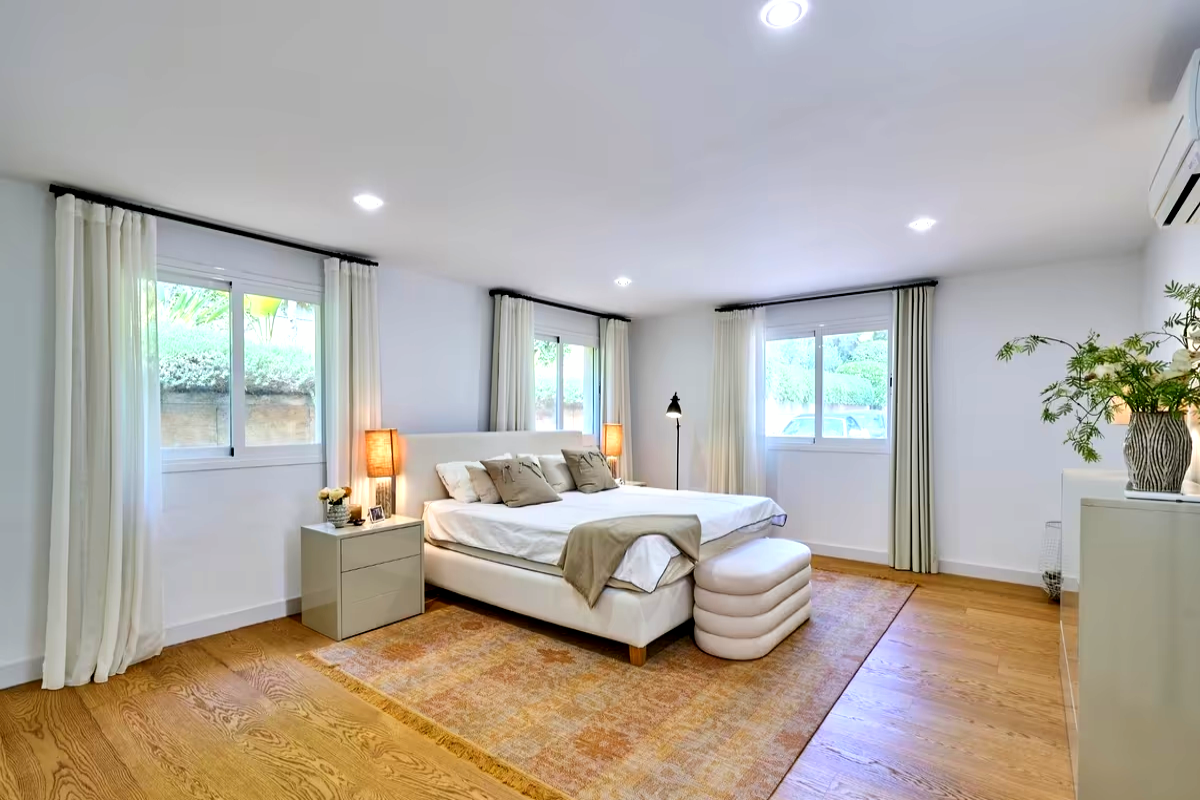 Mediterranean Villa next to the Golf Club in the prestigious area of ​​Son Vida