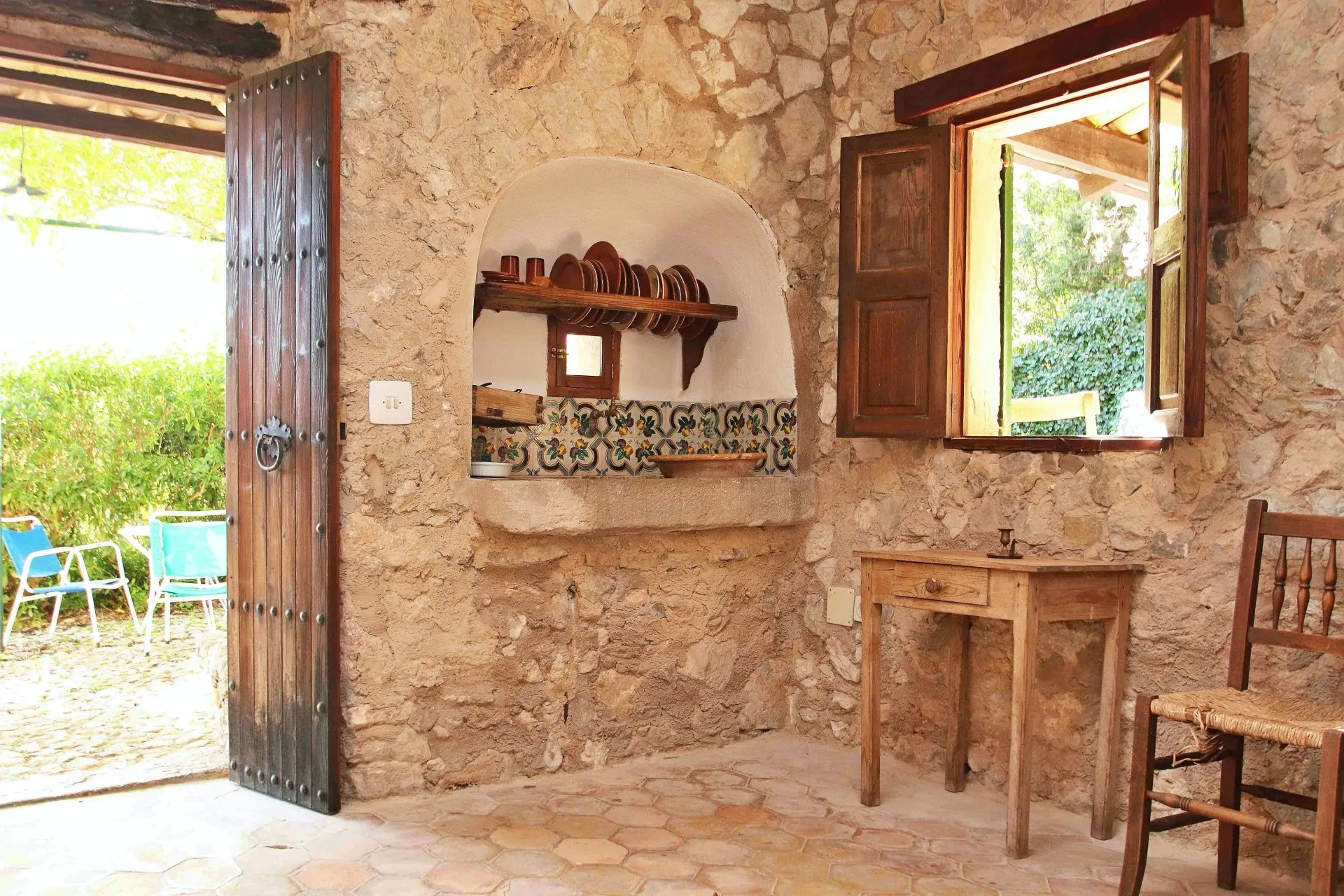 Villa with Holiday Rental License for Sale in Galilea