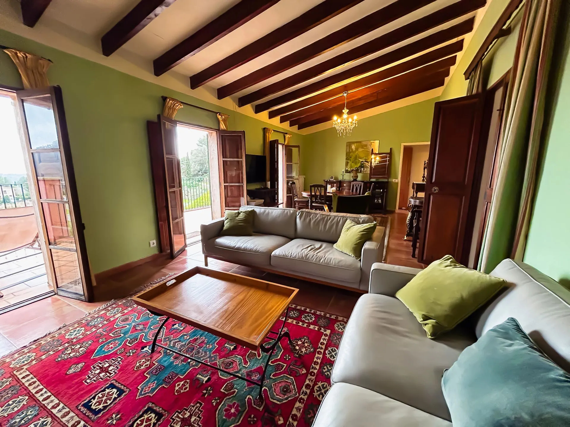 Villa with Holiday Rental License for Sale in Galilea