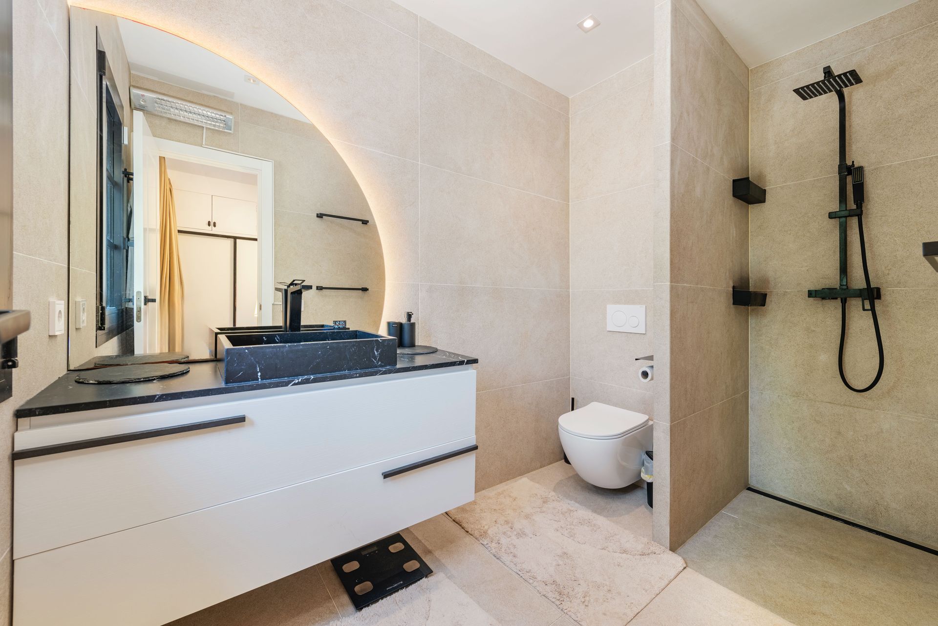 Elegant Country House with Guesthouses for Sale near Binissalem