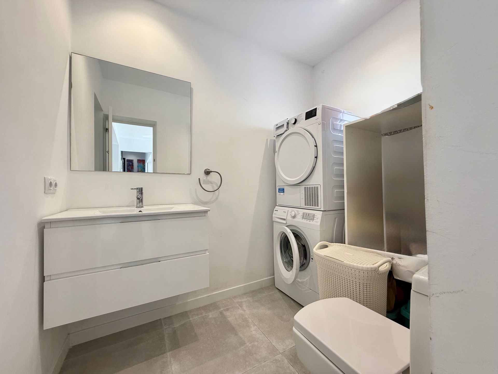 Modern Villa to Rent in Santa Ponsa