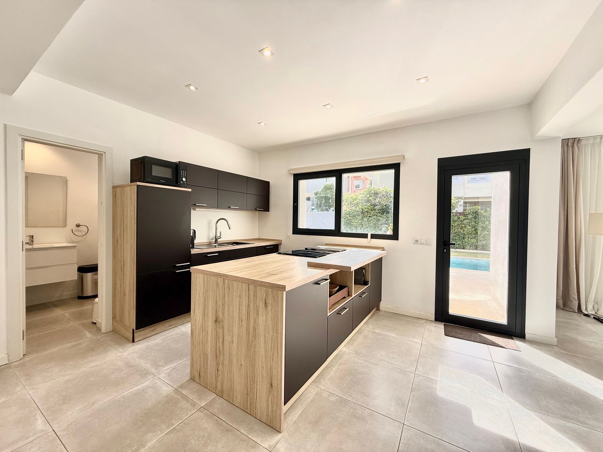 Modern Villa to Rent in Santa Ponsa