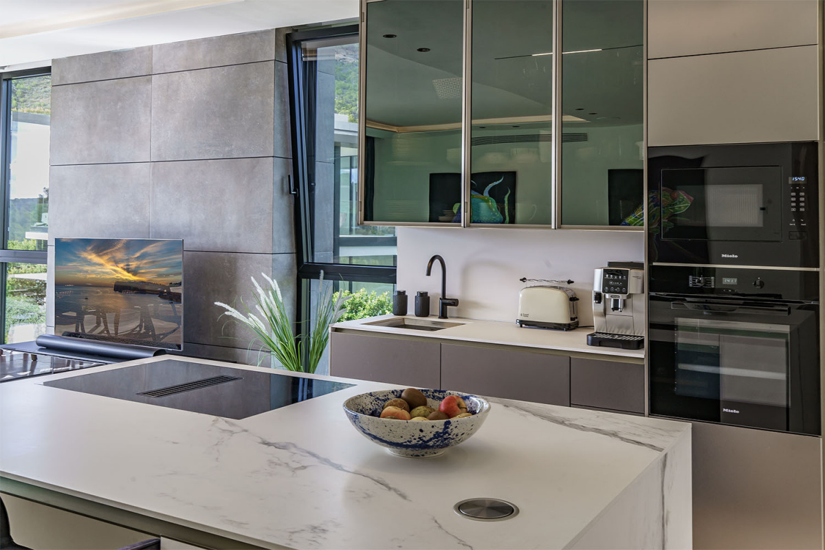 Luxury Penthouse for sale in Paguera in modern residence Sa Puntasa