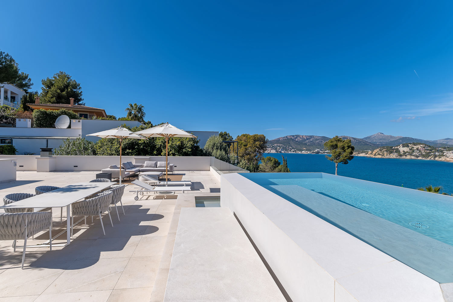 Iconinc Ultra-Luxury Villa for Sale with Sea Views in Santa Ponsa