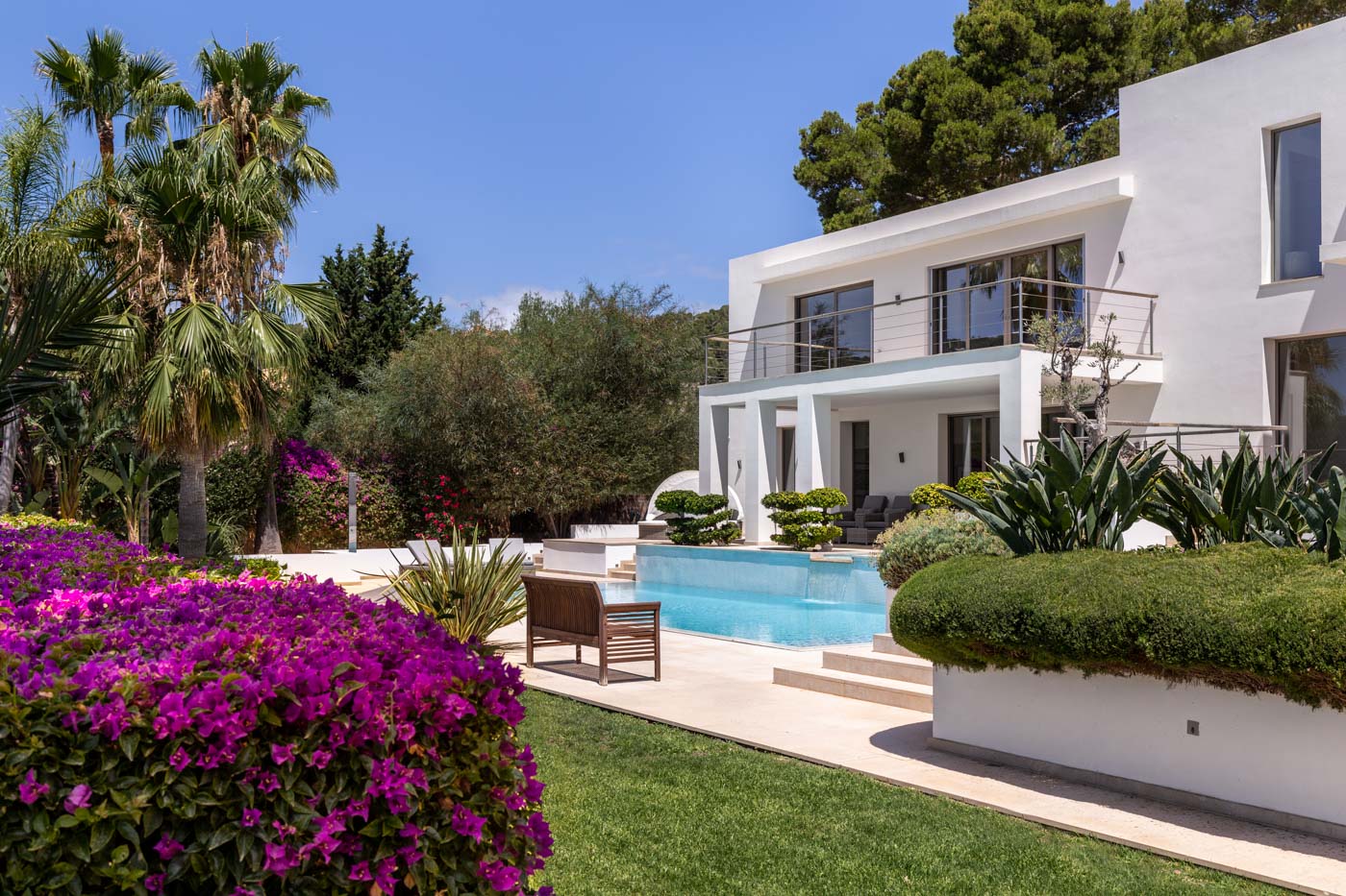 Elegant Luxury Villa for Sale in Son Vida