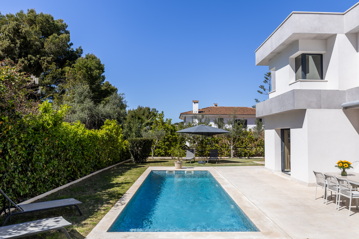 Modern Villa for Sale in Santa Ponsa
