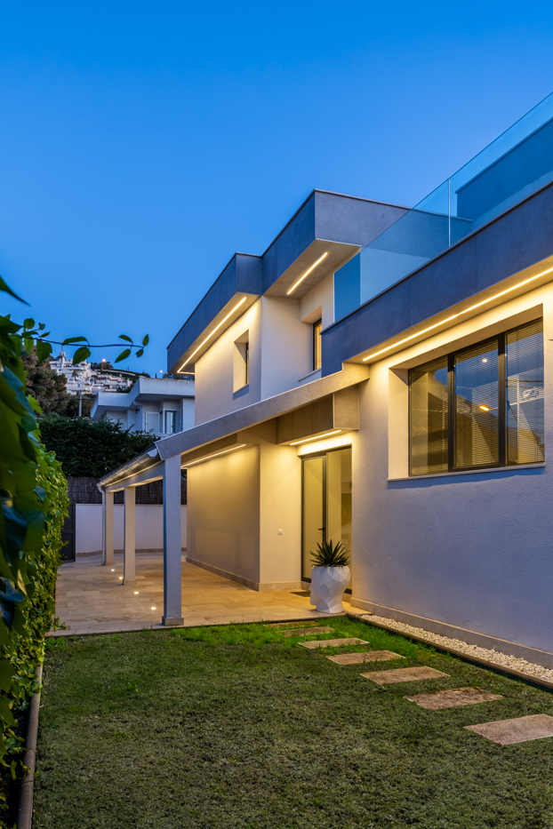 Modern Villa for Sale in Santa Ponsa