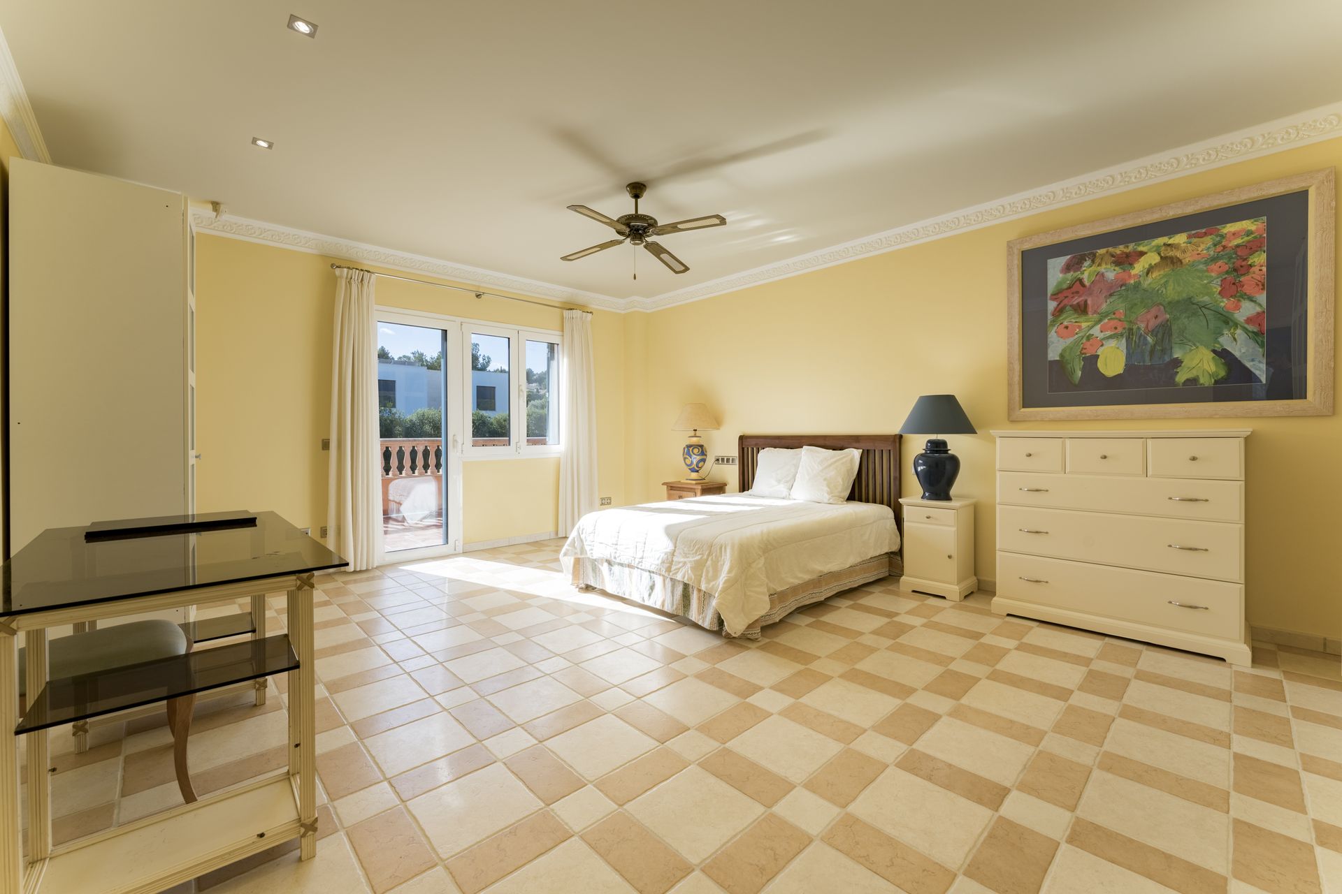 Spacious Mediterranean Villa for Sale in Santa Ponsa