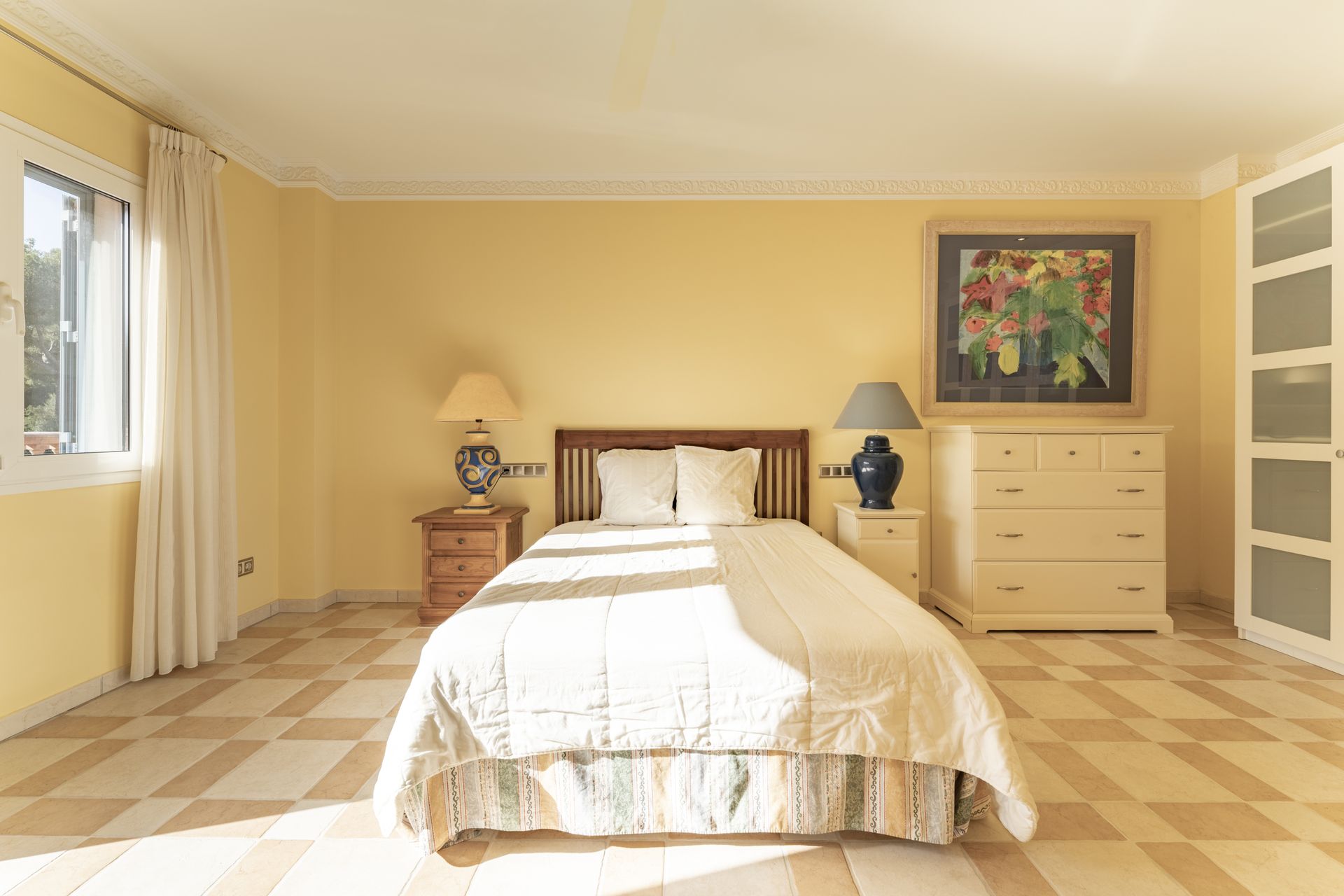 Spacious Mediterranean Villa for Sale in Santa Ponsa