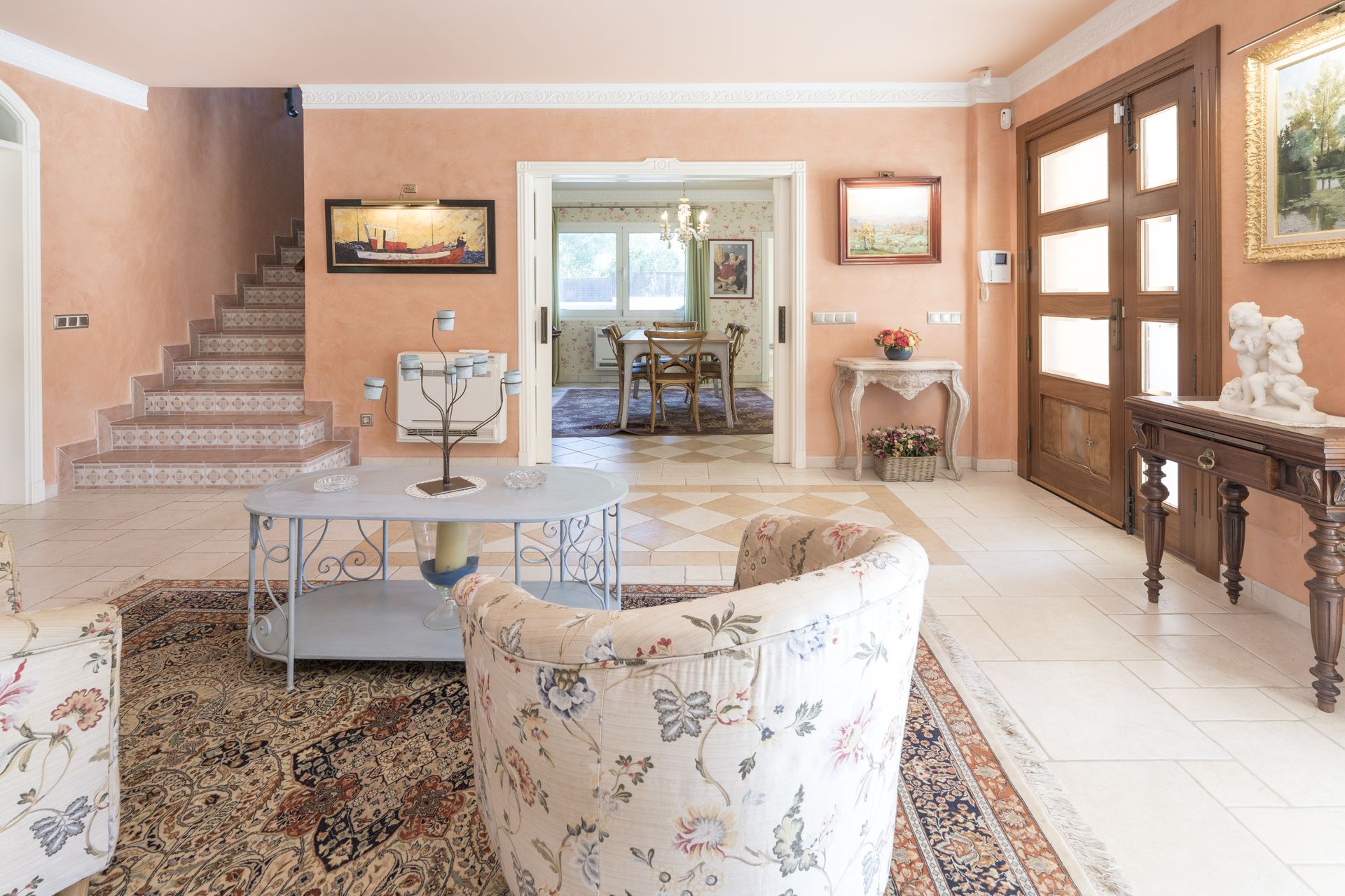 Spacious Mediterranean Villa for Sale in Santa Ponsa