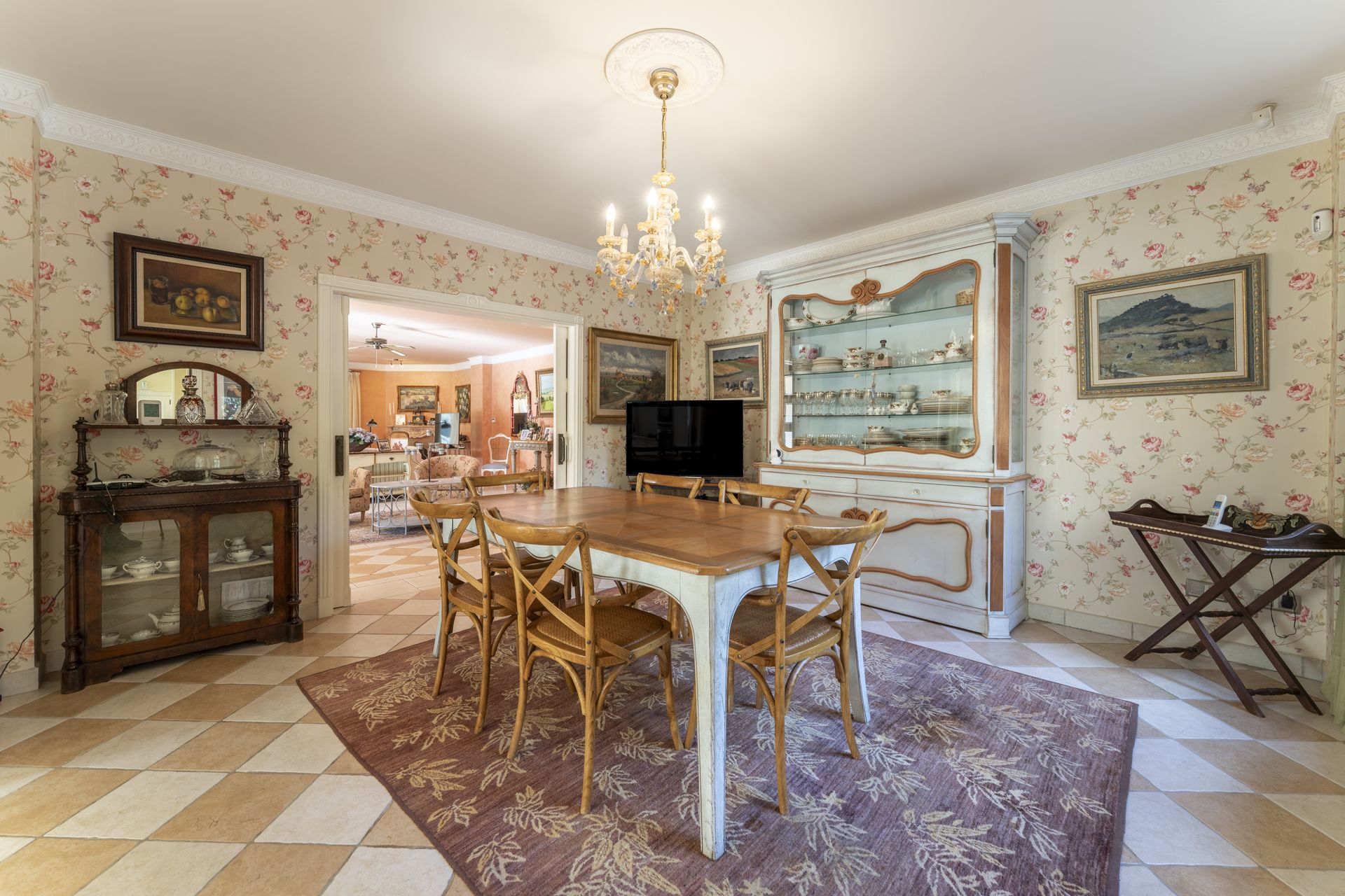 Spacious Mediterranean Villa for Sale in Santa Ponsa