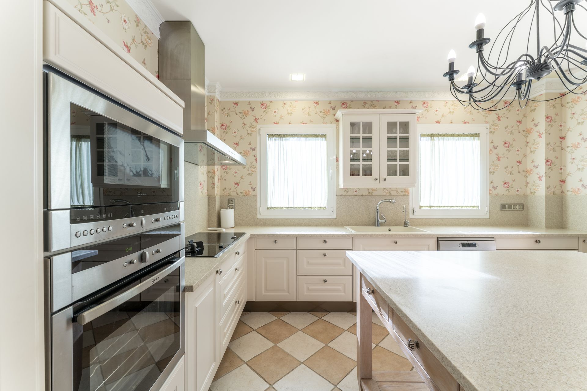 Spacious Mediterranean Villa for Sale in Santa Ponsa