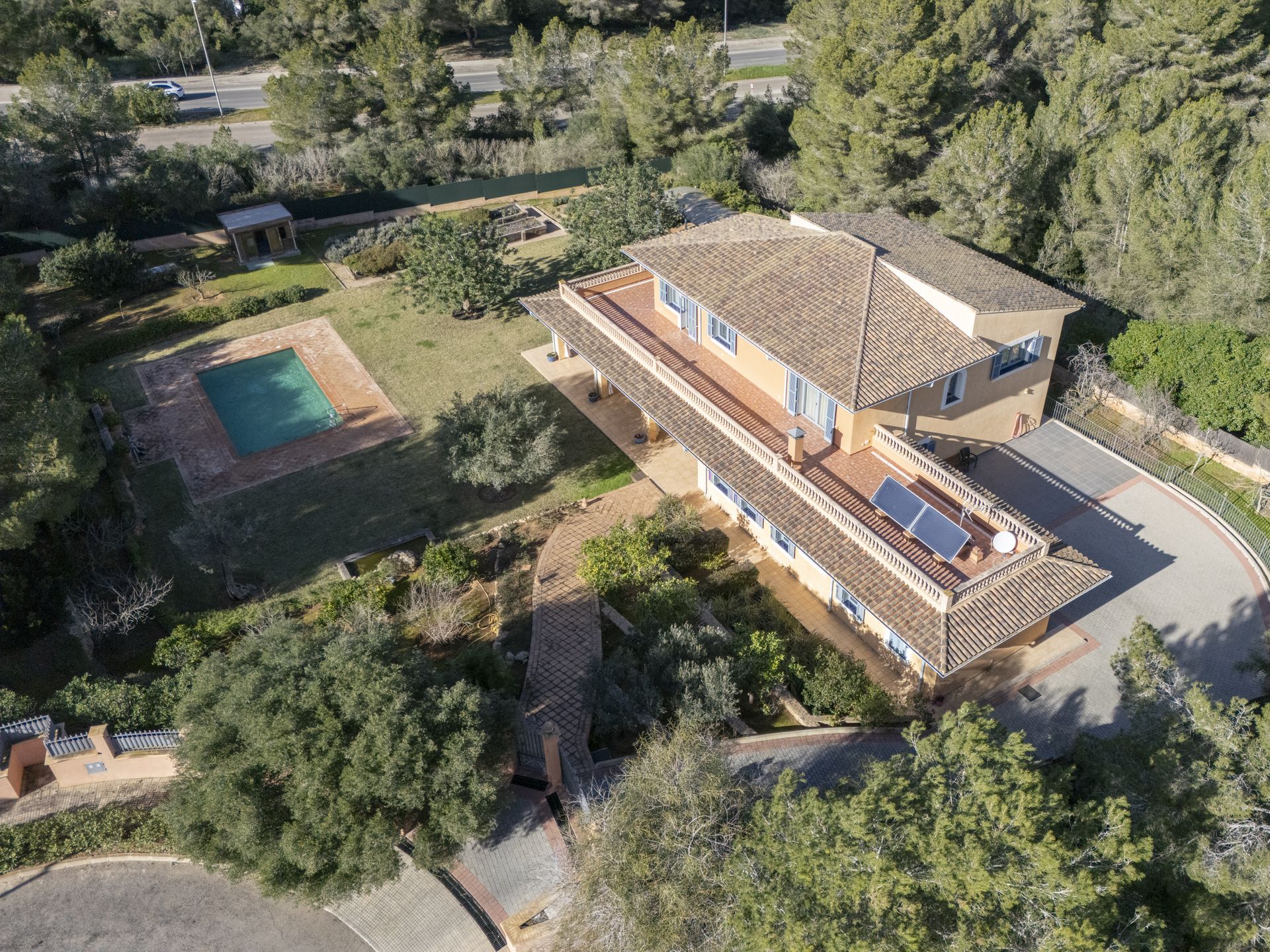 Spacious Mediterranean Villa for Sale in Santa Ponsa