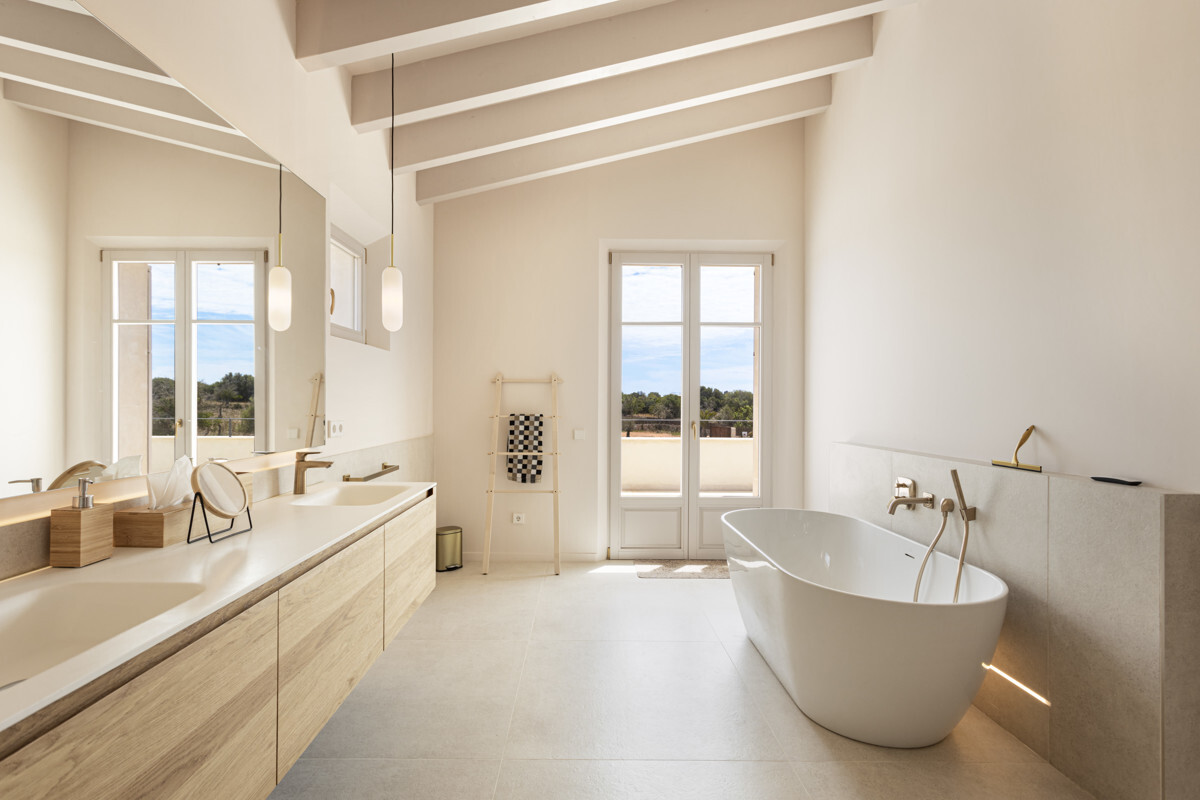 Recently built Finca for Sale in Ses Salines