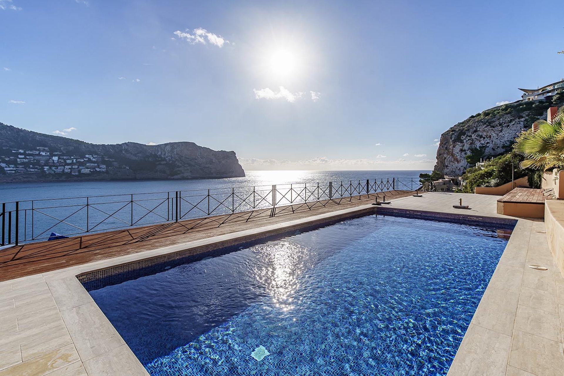 Frontline Apartment for Sale in Port Andratx