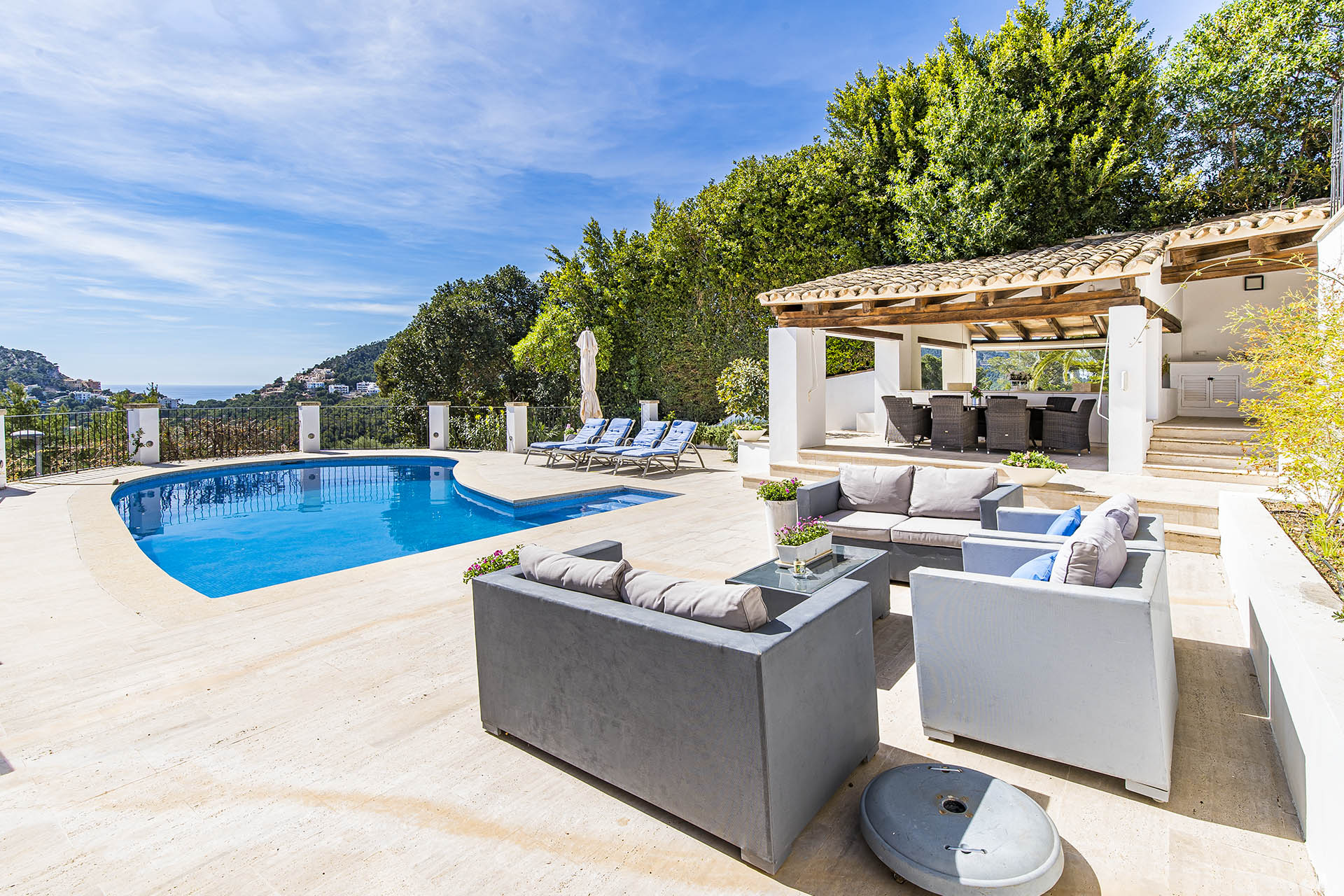 Villa with Sea View for sale in Port Andratx