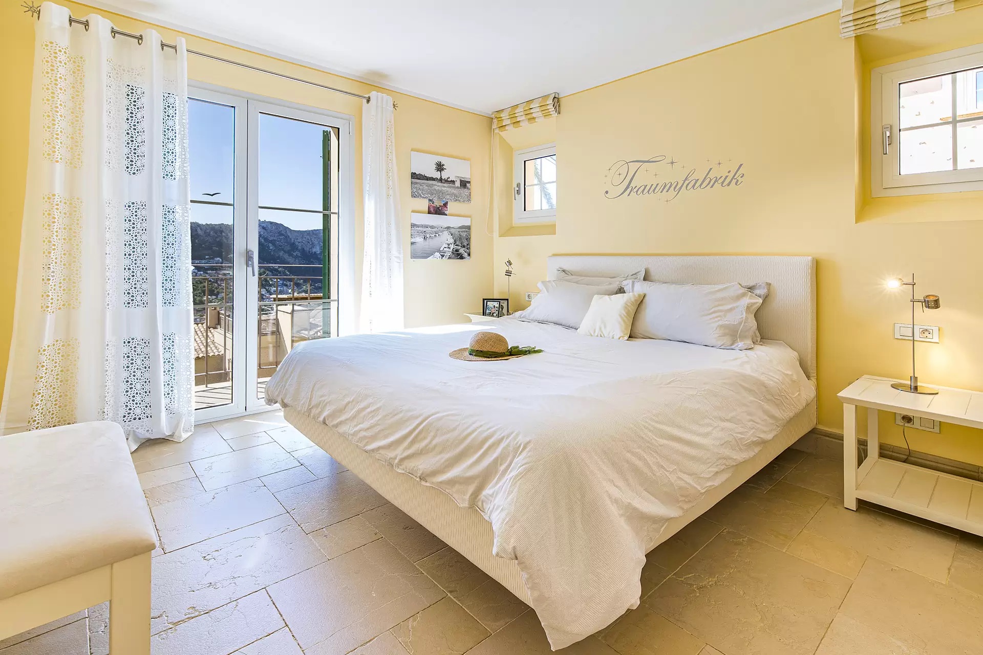 Generous Penthouse for Sale in Port Andratx with Sea Views