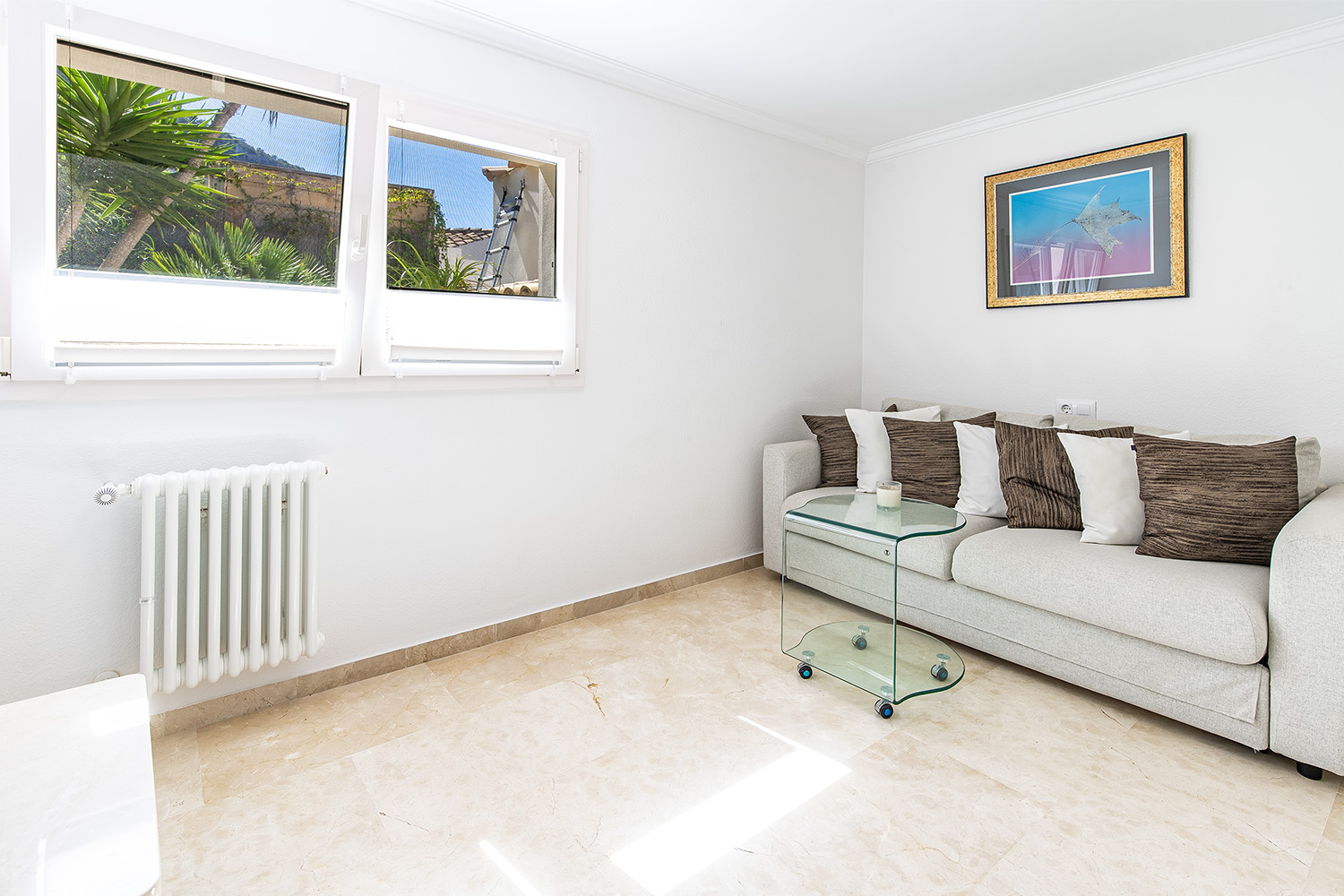 Villa with Guest Apartment for Sale in Port Andratx