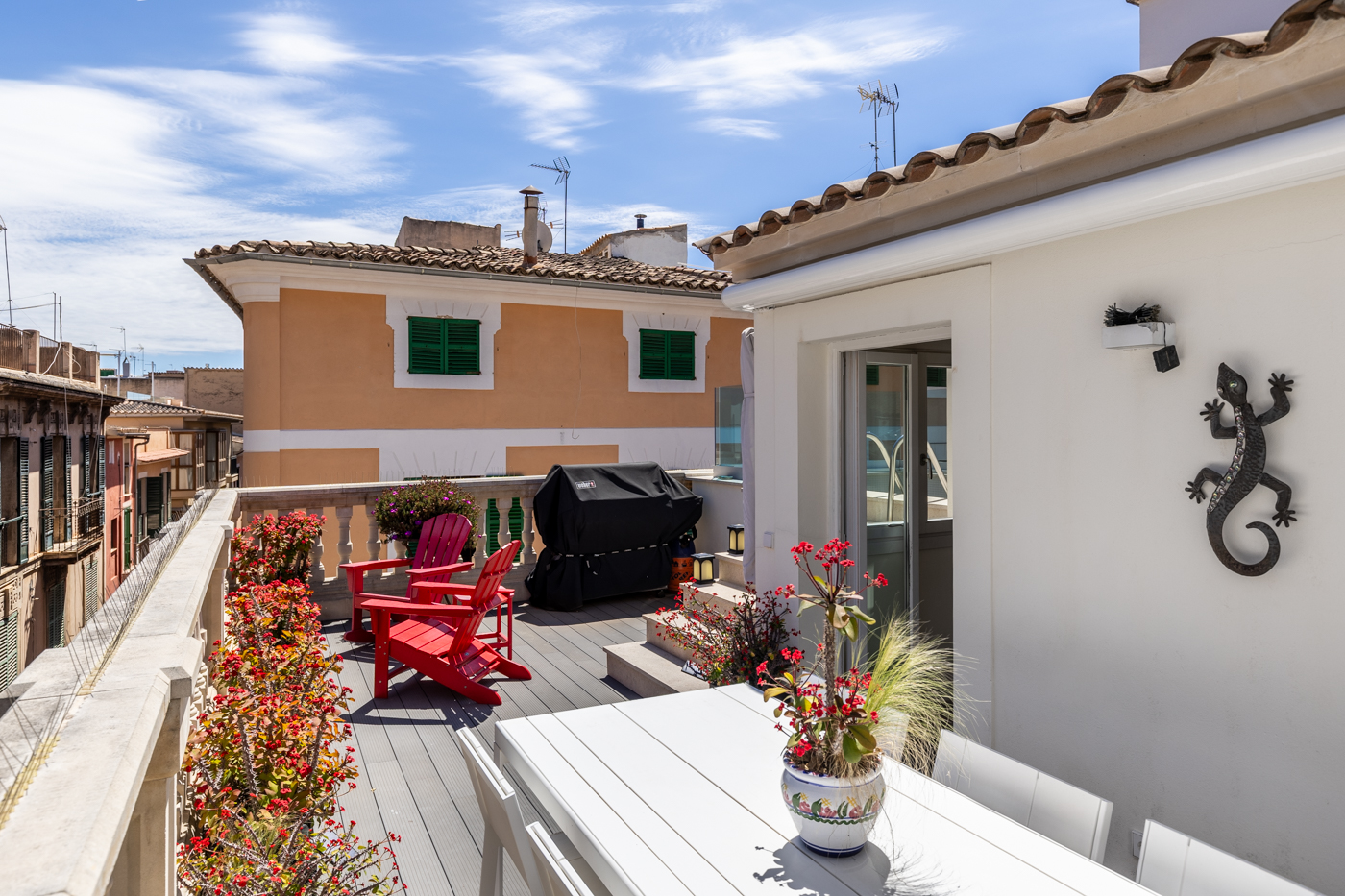 Moden Townhouse for Sale in Palma's Historic Center