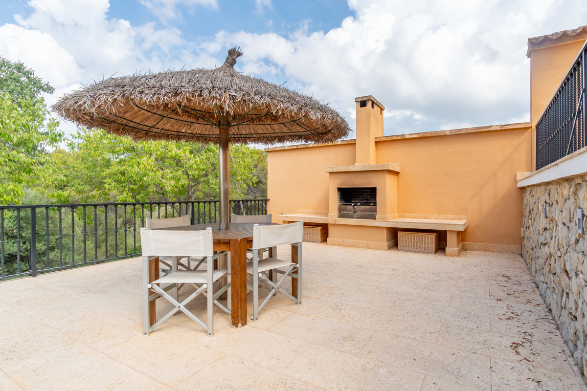 Villa with Sea View for Sale in Calvia