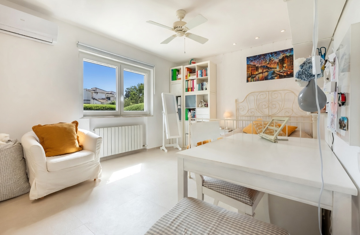 Lovely Villa with Holiday Licence for Sale in Santa Ponsa