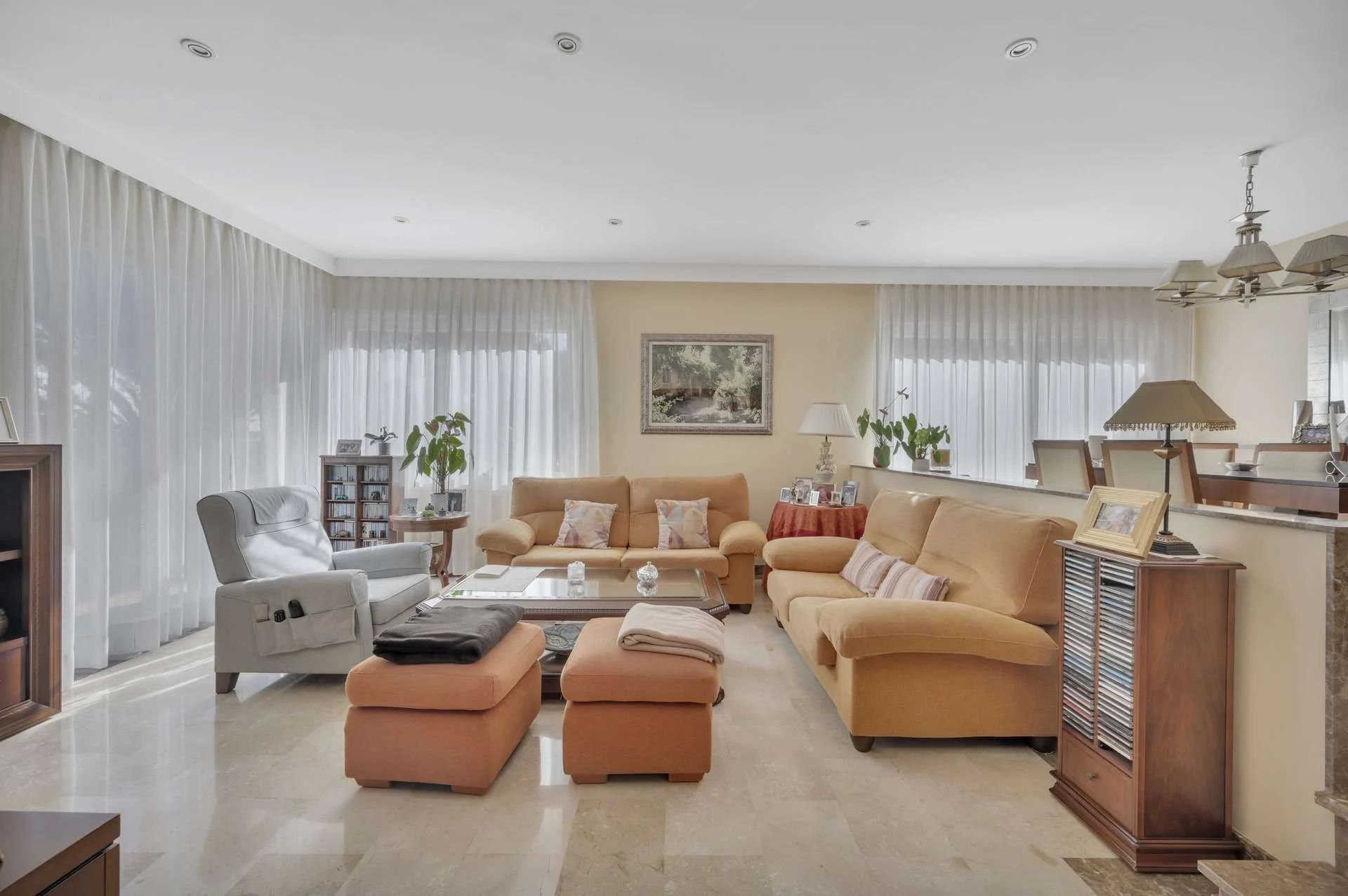 Mediterranean Villa for Sale in luxury Area of Cas Catala
