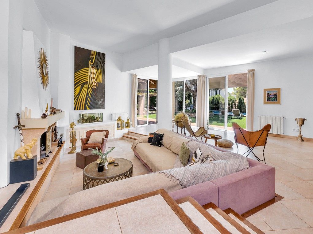 Villa for Sale in luxury Area of Santa Ponsa