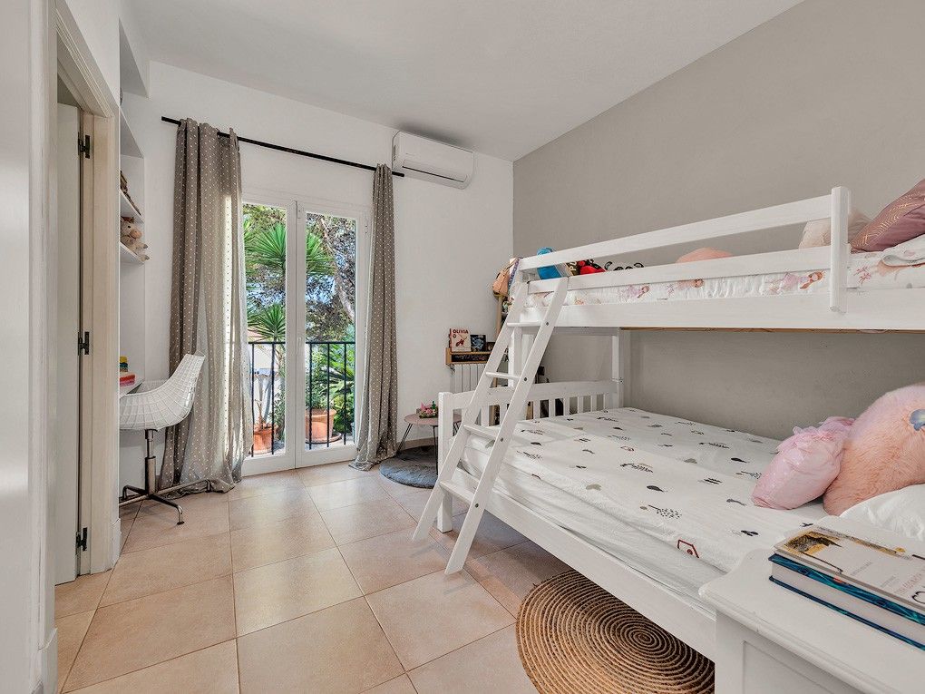 Villa for Sale in luxury Area of Santa Ponsa