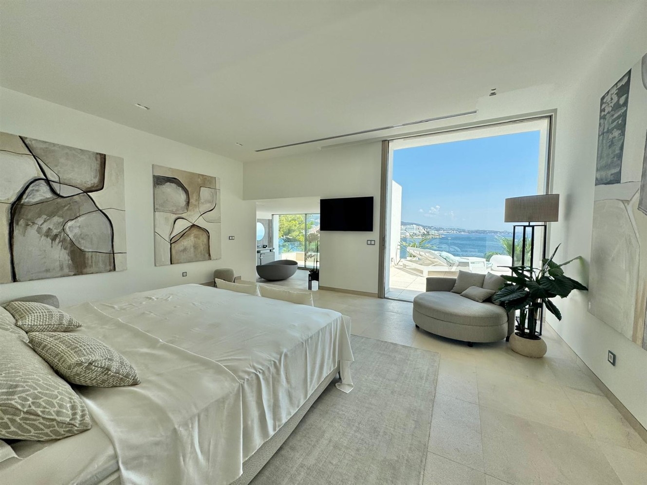Brand New Luxury Villa for Sale at Seafront of Cala Vinyas