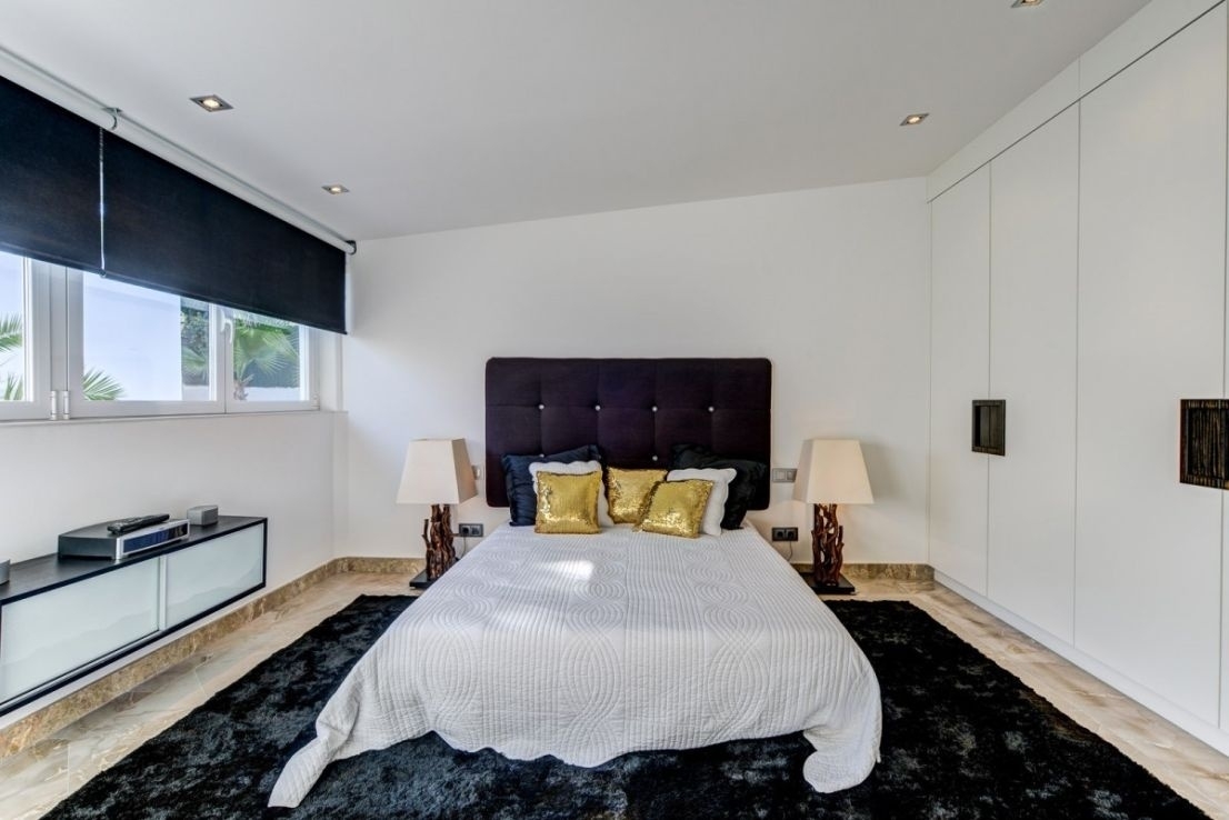 Mallorca Luxury Villa for Sale with Sea Views in Bendinat