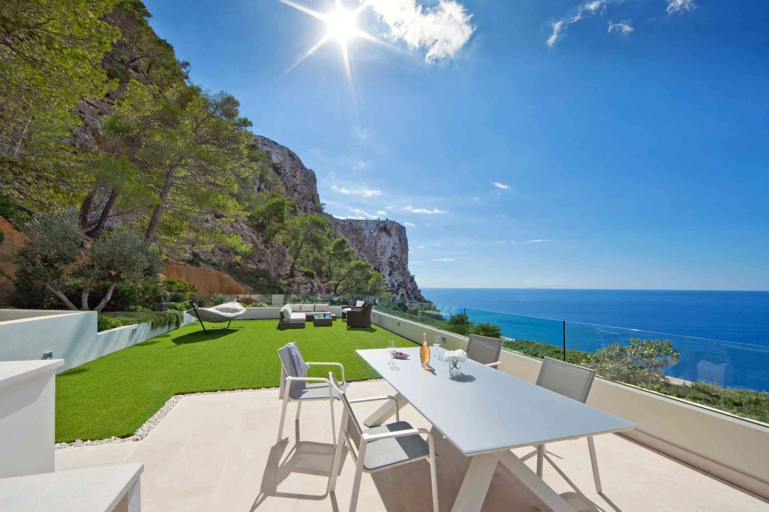 Luxury Villa for Sale with Sea Views in Port Andratx