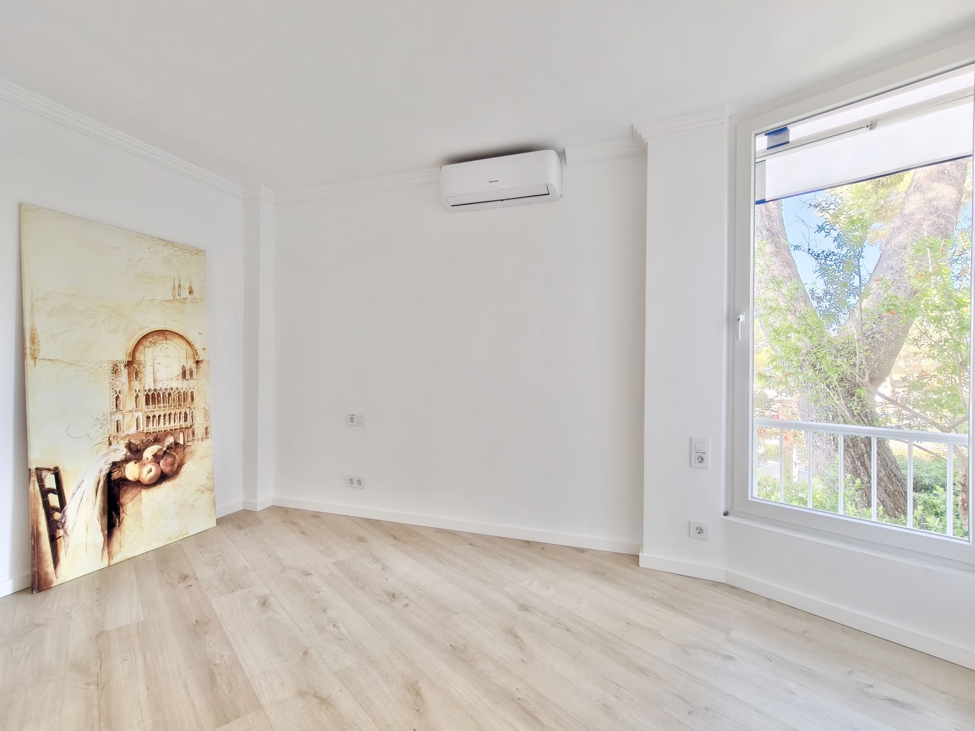 Just renovated Apartment for Sale in front of the Beach of  Santa Ponsa