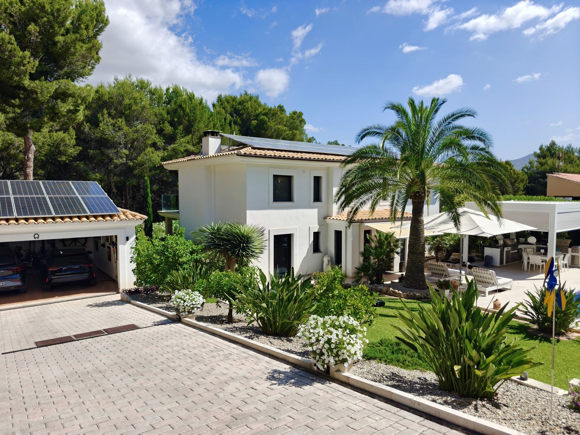Amazing Villa for Sale in quiet Area of Santa Ponsa