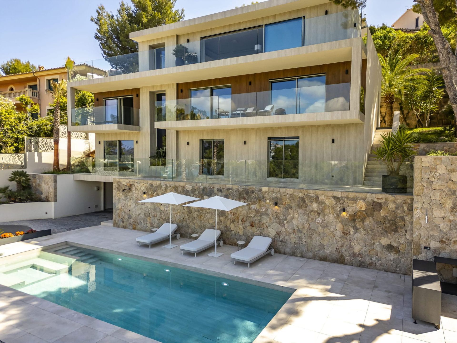Villa a estrenar con impresionantes vistas al mar en Santa Ponsa en venta
