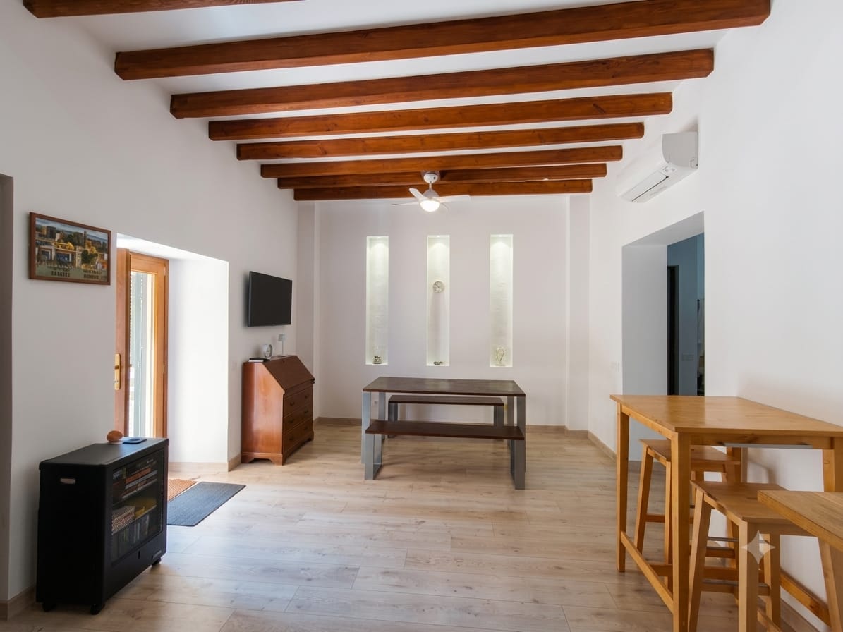 Recently renovated House with spacious Garden for Sale in Center of Andratx