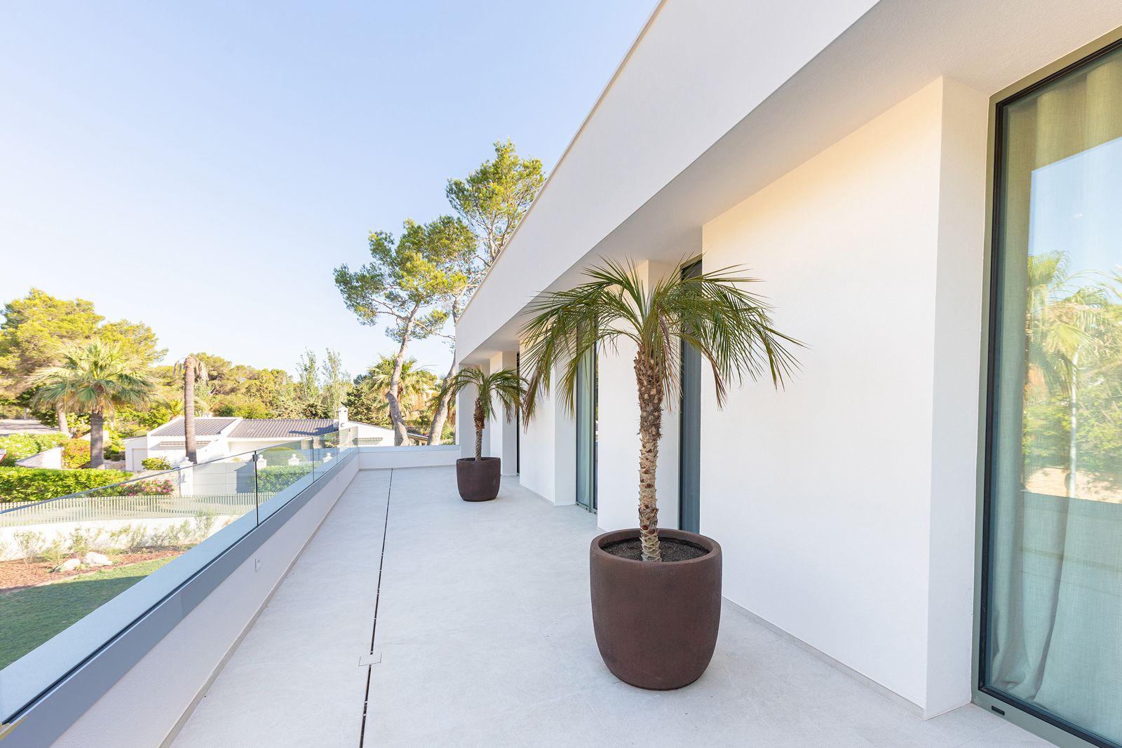 Modern Villa for Sale in luxury Area of Santa Ponsa