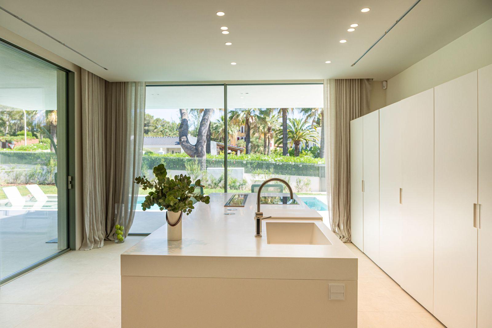 Modern Villa for Sale in luxury Area of Santa Ponsa